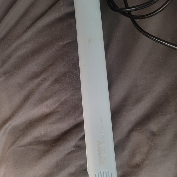 Izutech 1" flat iron - Picture 6 of 7